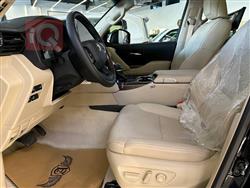 تۆیۆتا لاند کروزەر